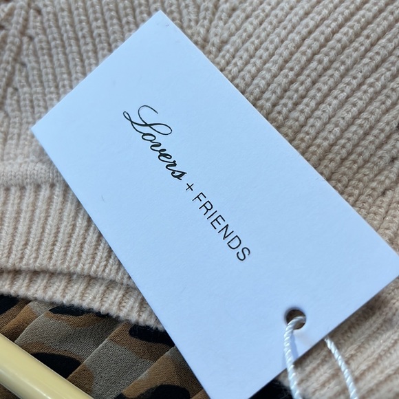 Lovers and Friends Sweater - Picture 3 of 3